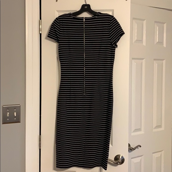 ANN TAYLOR Black and white dress Size Medium - Picture 2 of 5